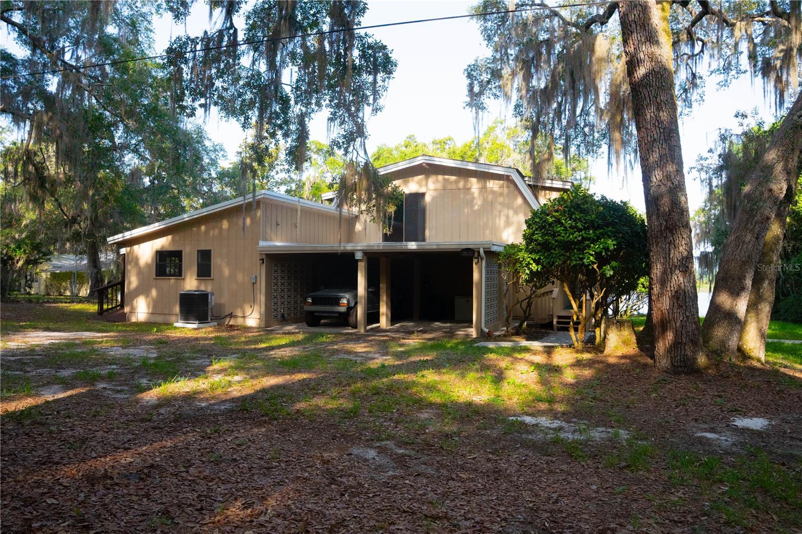 Photo of 122 COWPEN LANE HAWTHORNE FL 32640