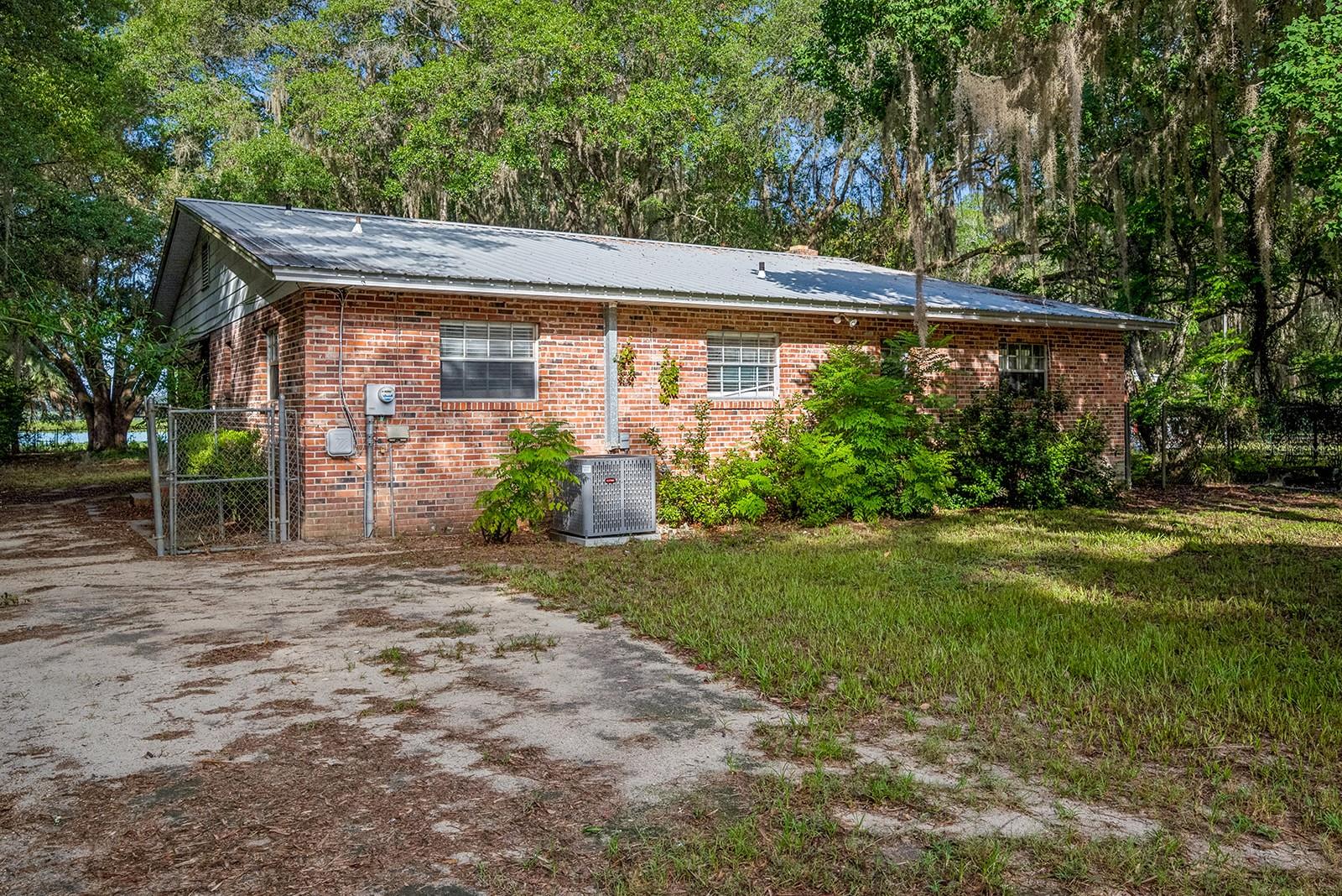 Photo of 7908 LAKE GENEVA LANE KEYSTONE HEIGHTS FL 32656
