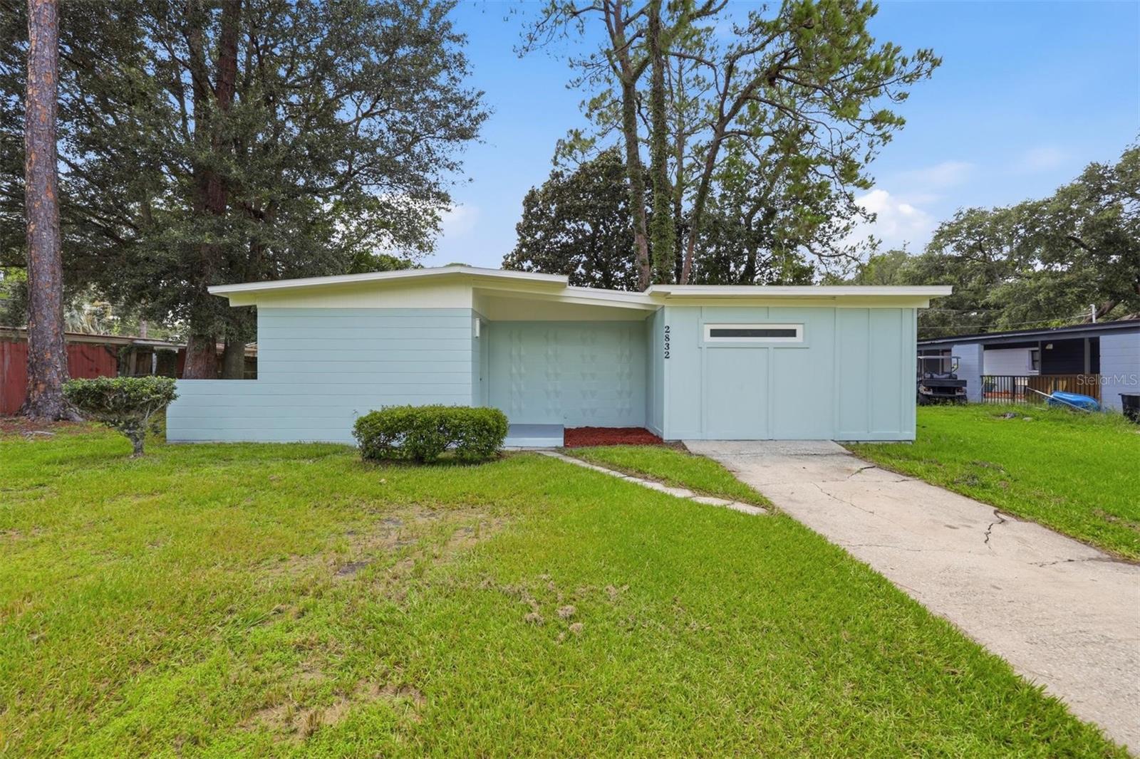 Photo of 2832 NE 11TH TERRACE GAINESVILLE FL 32609