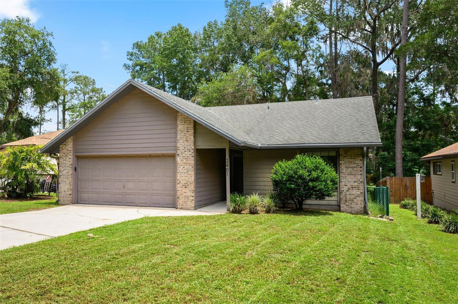 Photo of 2401 NW 69TH TERRACE GAINESVILLE FL 32606