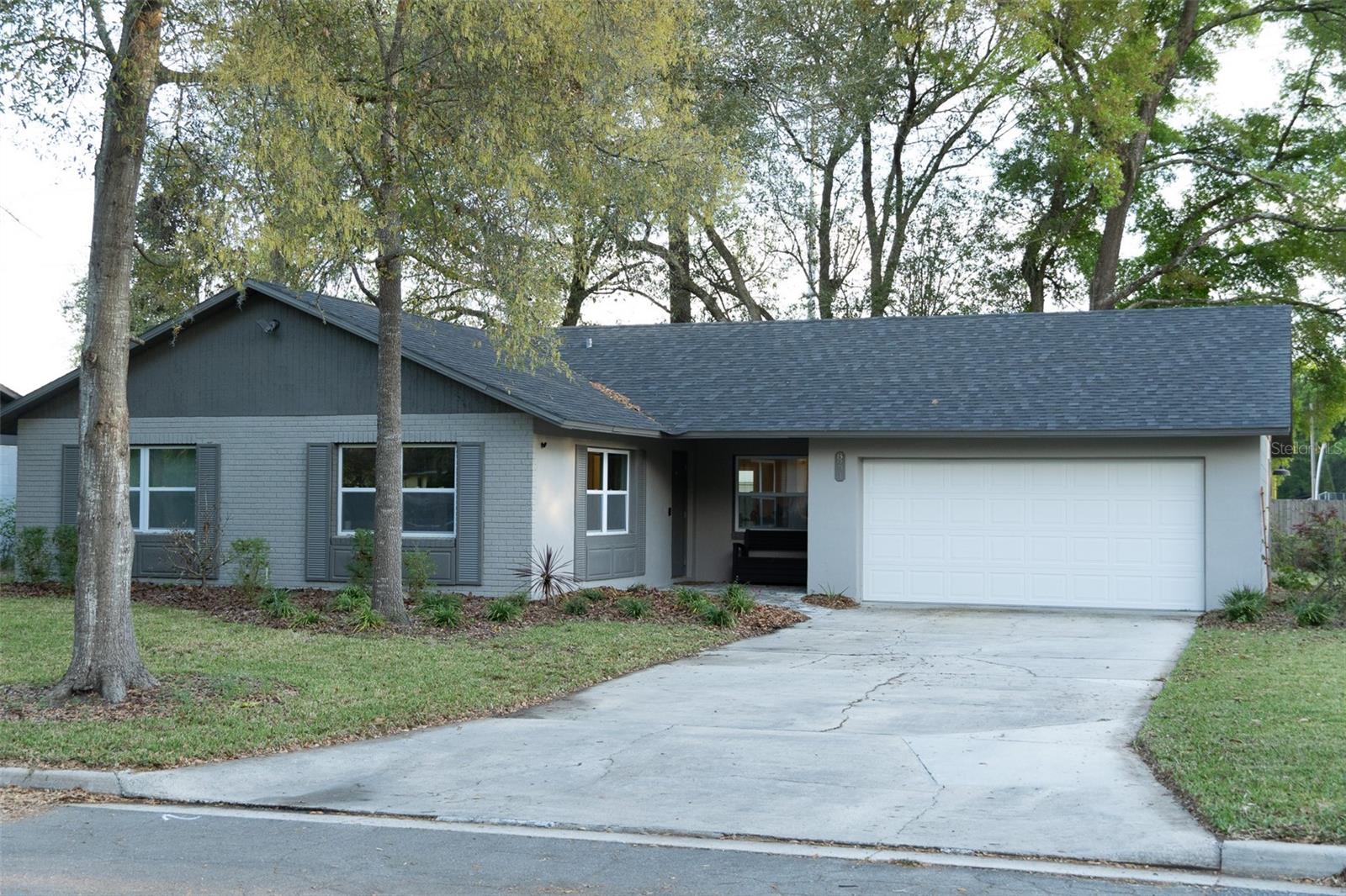 Photo of 8221 SW 13TH ROAD GAINESVILLE FL 32607