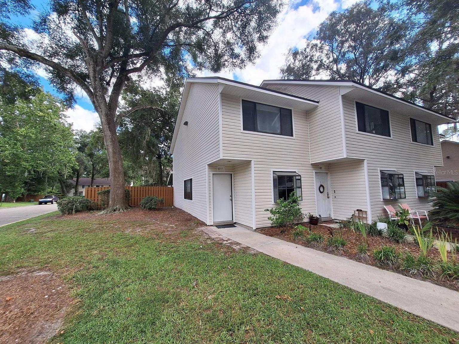 Photo of 6111 SW 8TH PLACE GAINESVILLE FL 32607