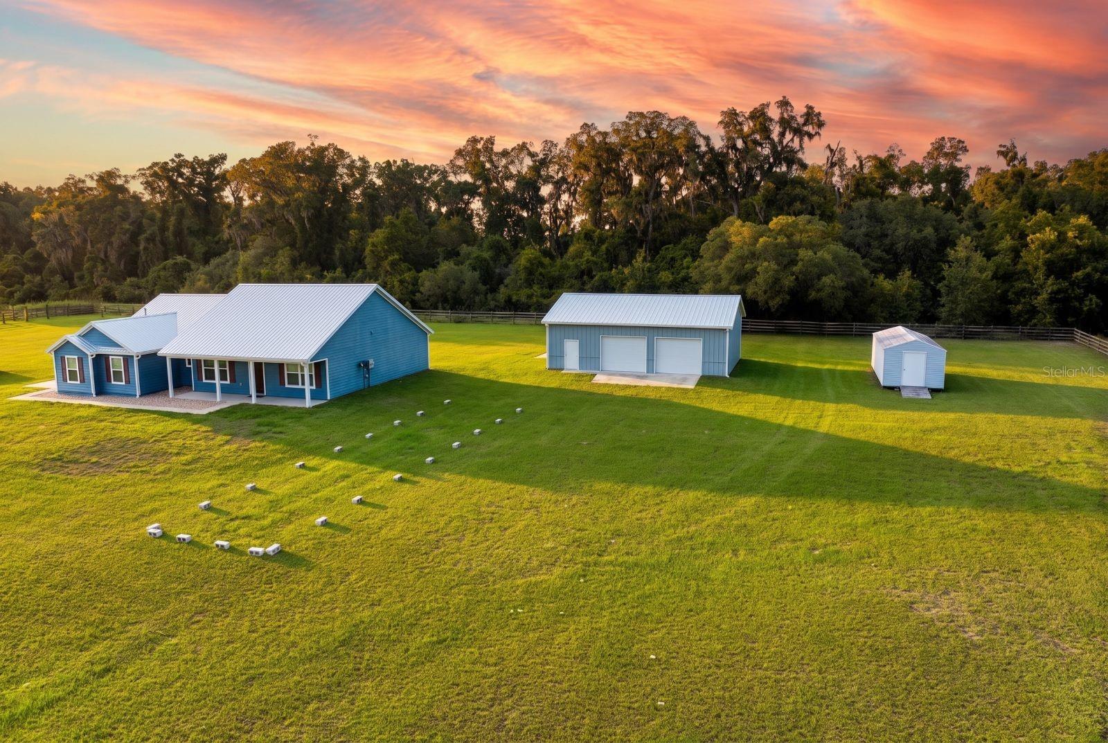 Photo of 249 SW PLEASANT HILL GLEN FORT WHITE FL 32038