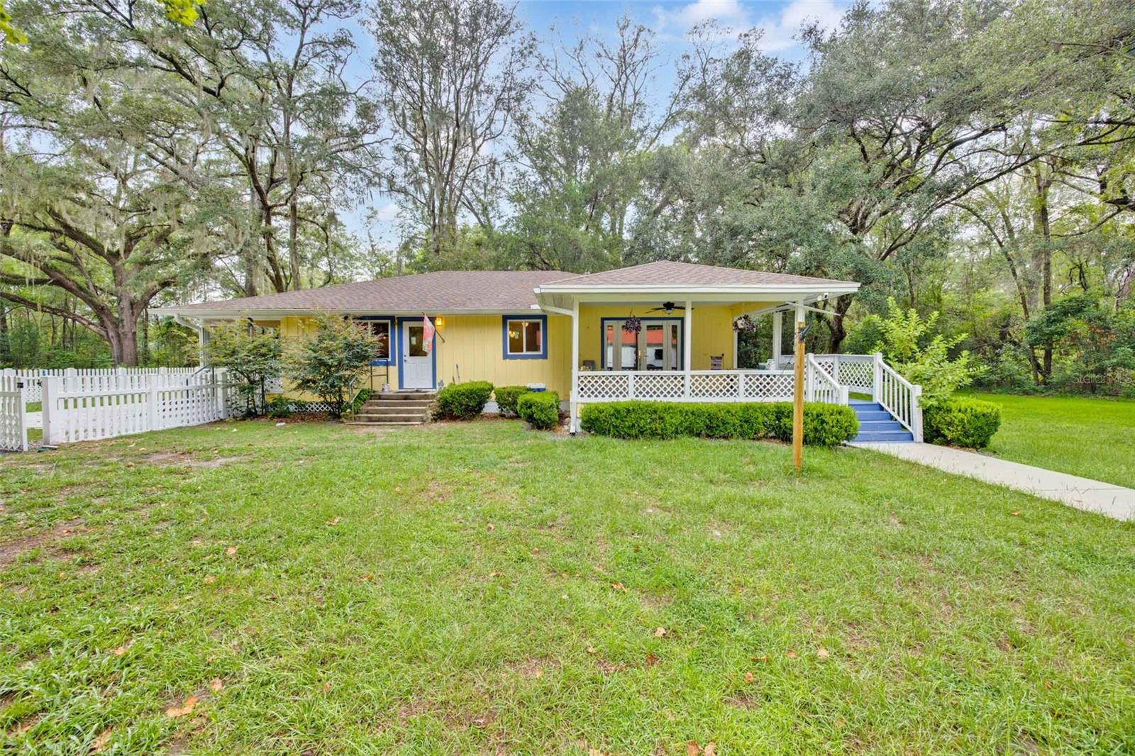 Photo of 19922 NW 131ST PLACE ALACHUA FL 32615