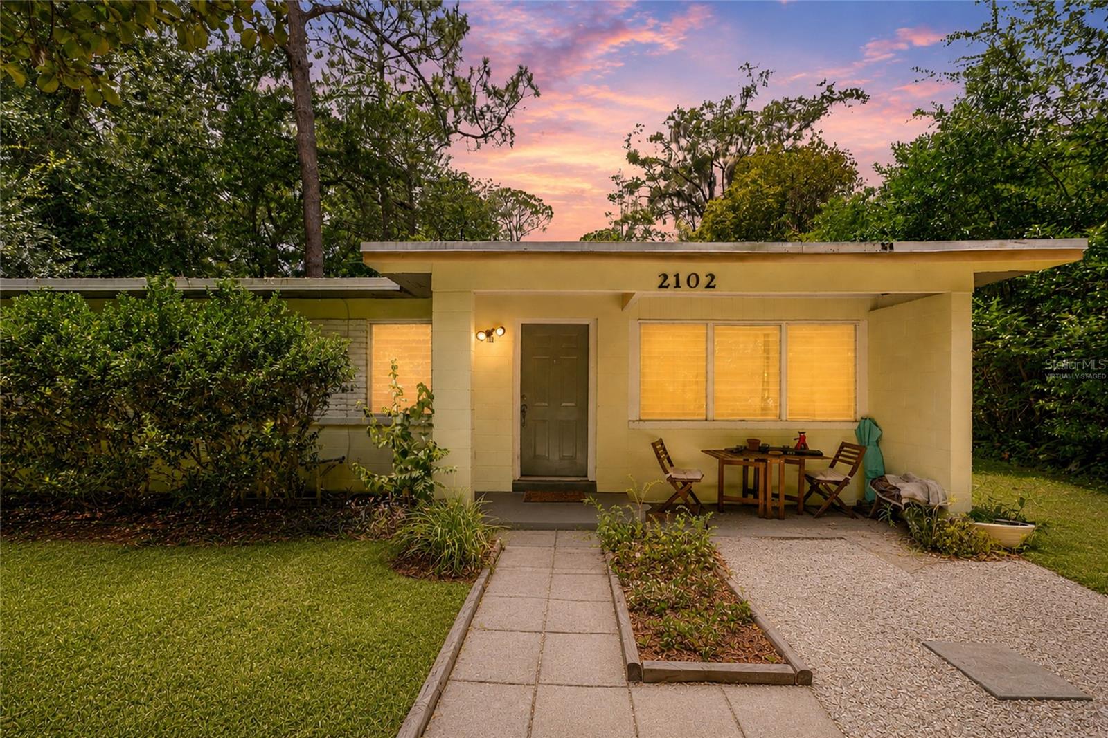 Photo of 2102 NE 8TH STREET GAINESVILLE FL 32609
