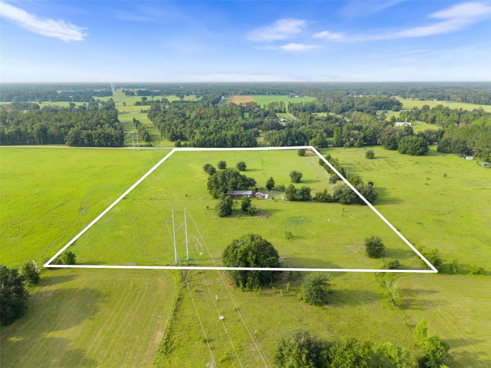 Photo of 6690 SE 47TH PLACE TRENTON FL 32693