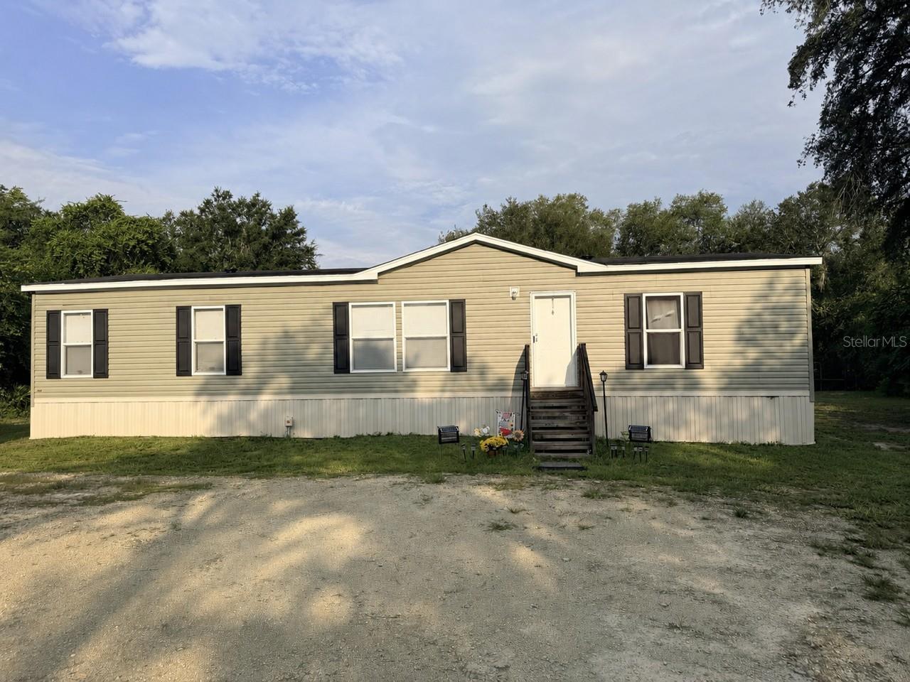 Photo of 279 NE 576TH STREET OLD TOWN FL 32680