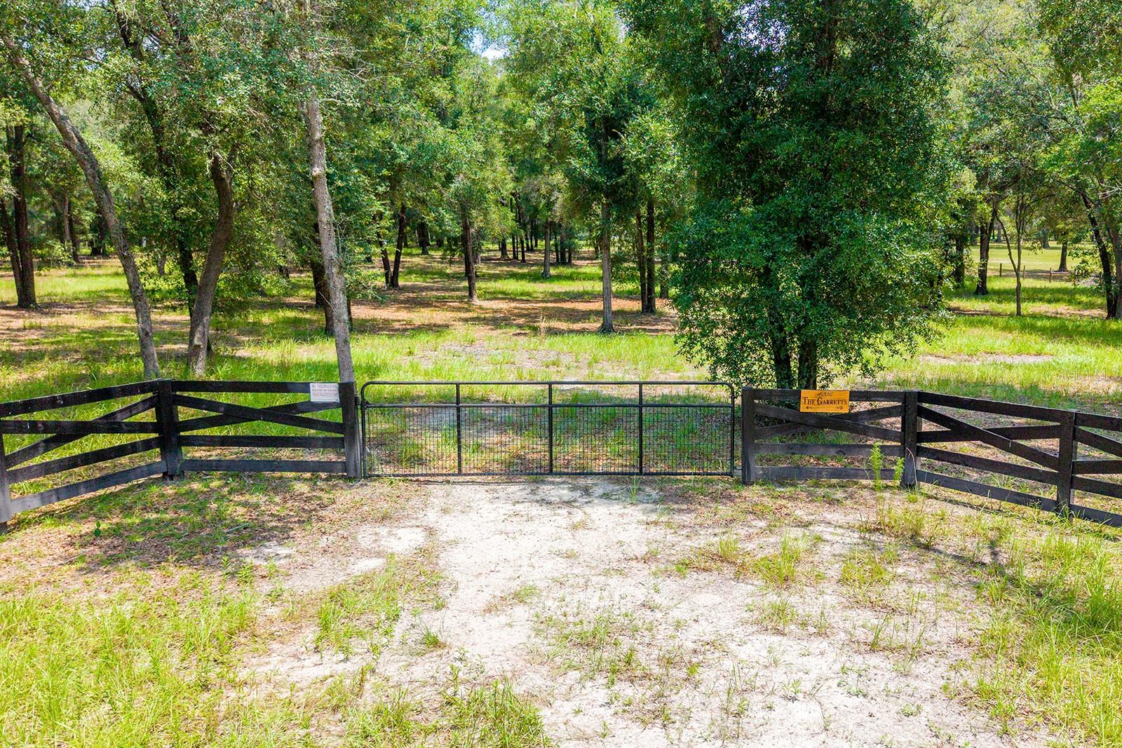 Photo of 4316 NE 27TH LANE HIGH SPRINGS FL 32643