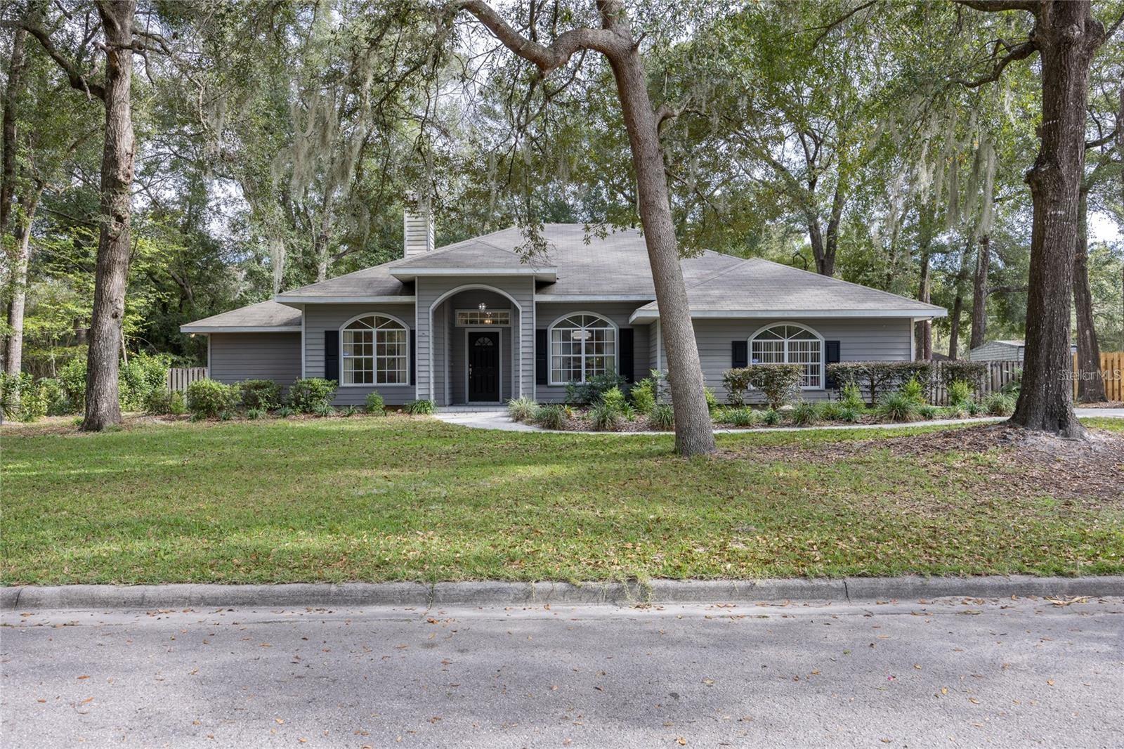Photo of 2103 SW 75TH TERRACE GAINESVILLE FL 32607