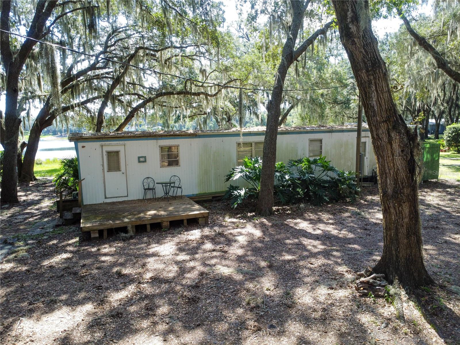 Photo of 170 E COWPEN LAKE POINT ROAD HAWTHORNE FL 32640