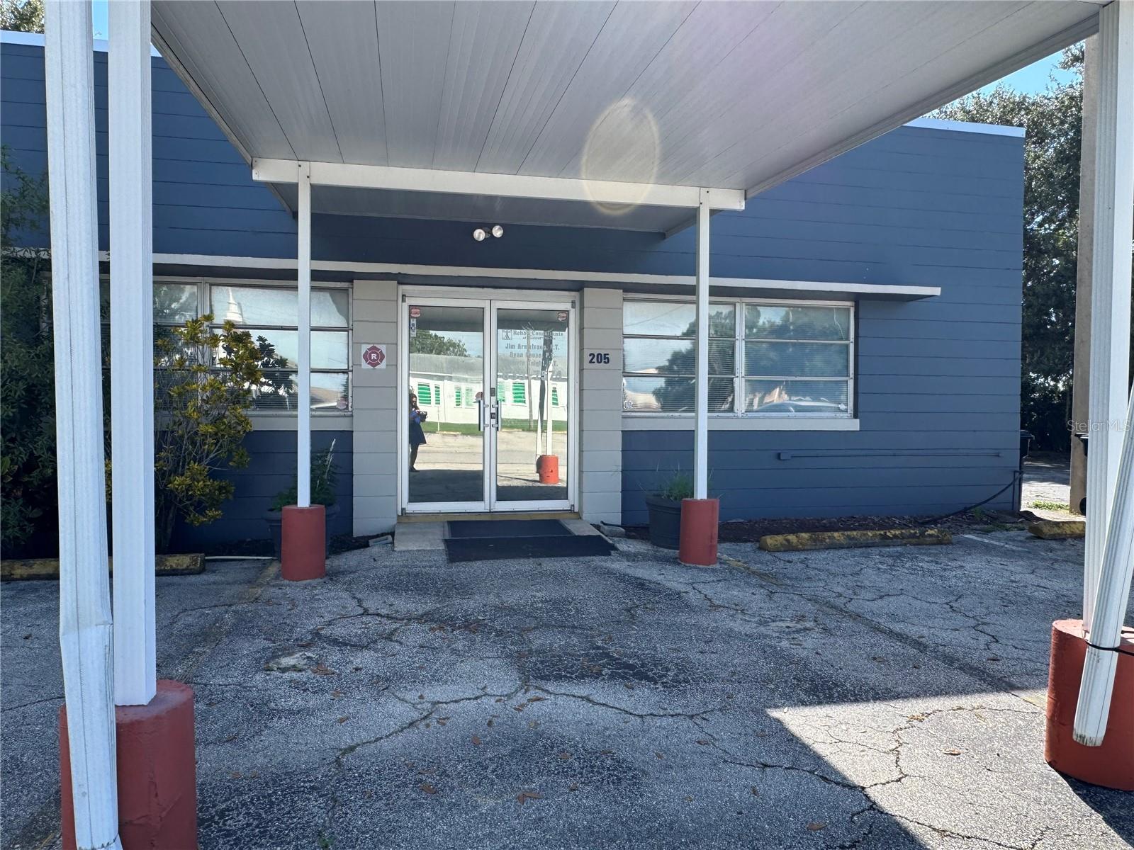 Photo of 205 N SCENIC HIGHWAY #100 FROSTPROOF FL 33843