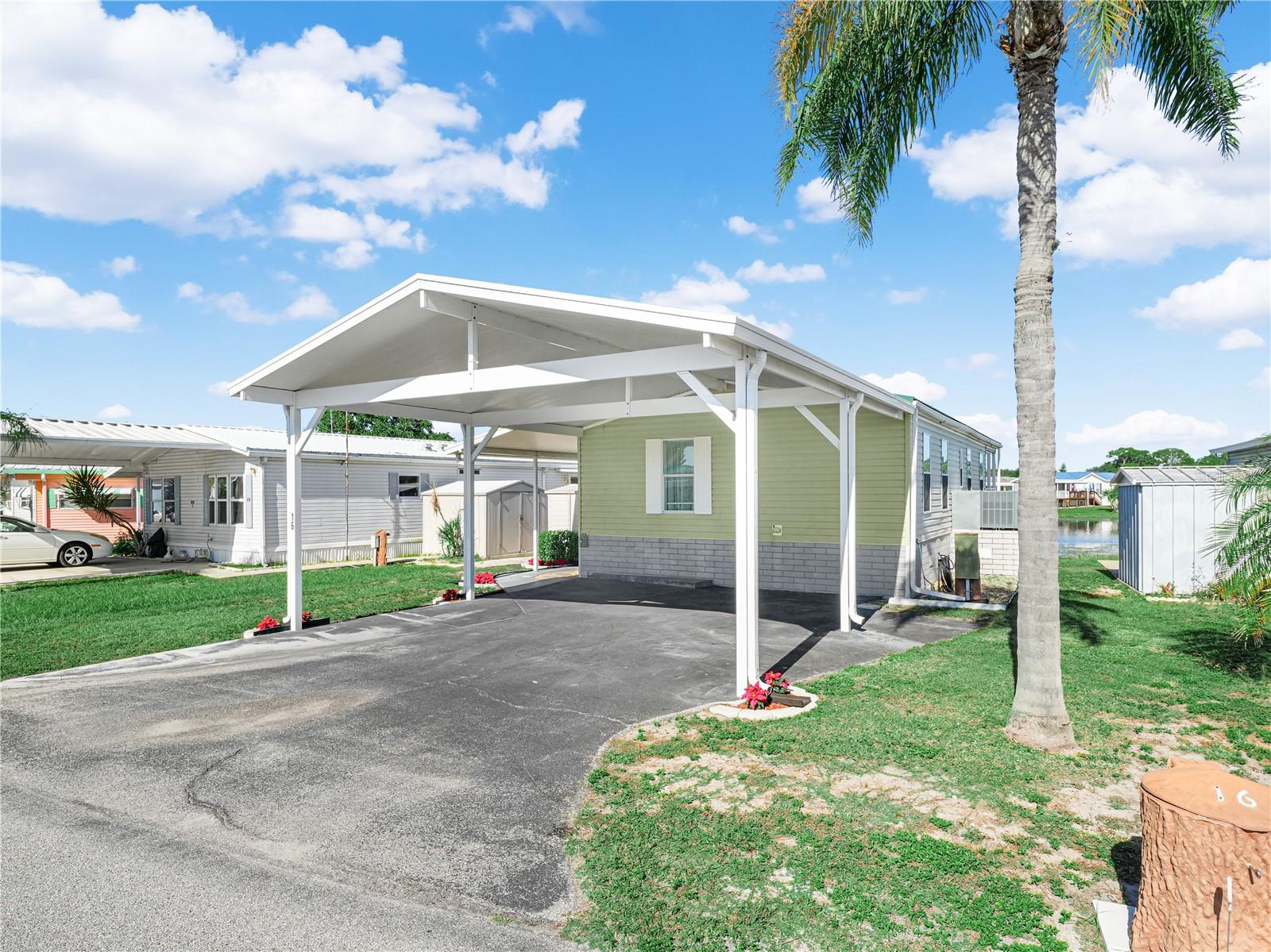 Photo of 16 QUEEN OF WATERS STREET LAKE WALES FL 33898