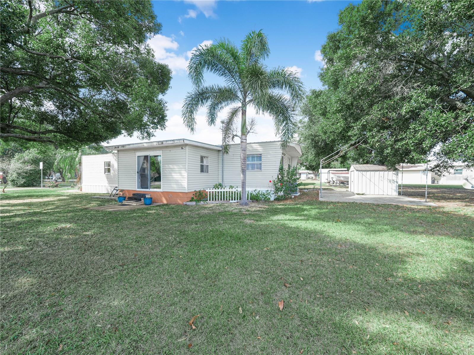 Photo of 319 1ST AVENUE LAKE WALES FL 33859