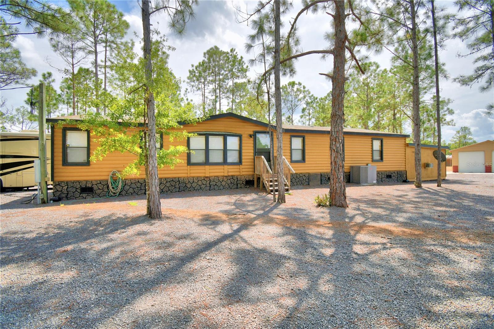 Photo of 5660 E HIGHWAY 630 FROSTPROOF FL 33843
