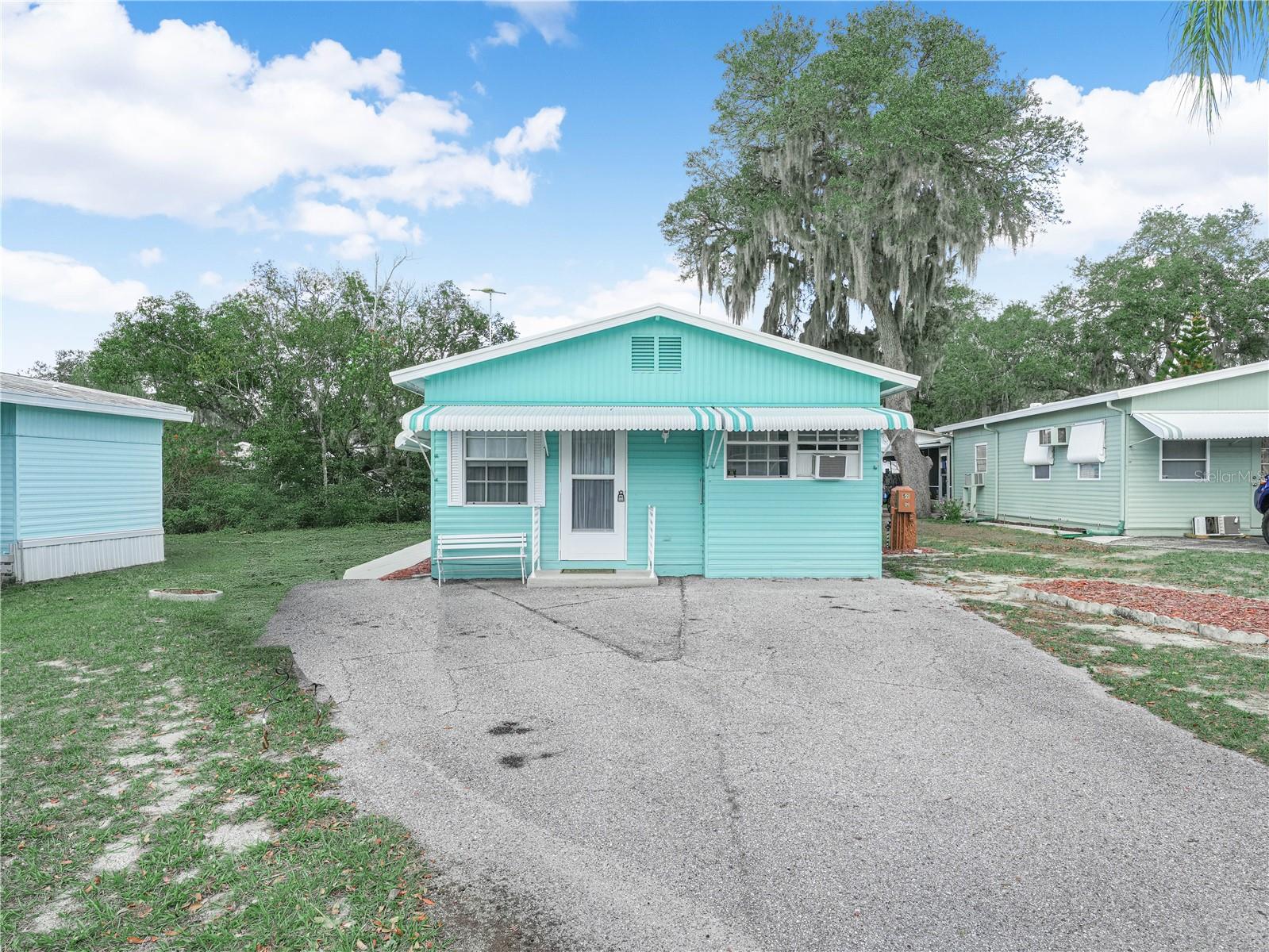 Photo of 8 SILVER DOCTOR LANE LAKE WALES FL 33898