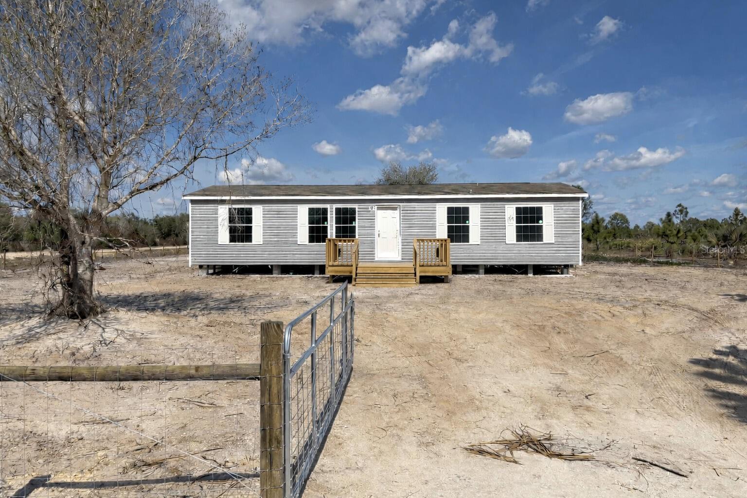 Photo of 15983 NW 272ND STREET OKEECHOBEE FL 34972