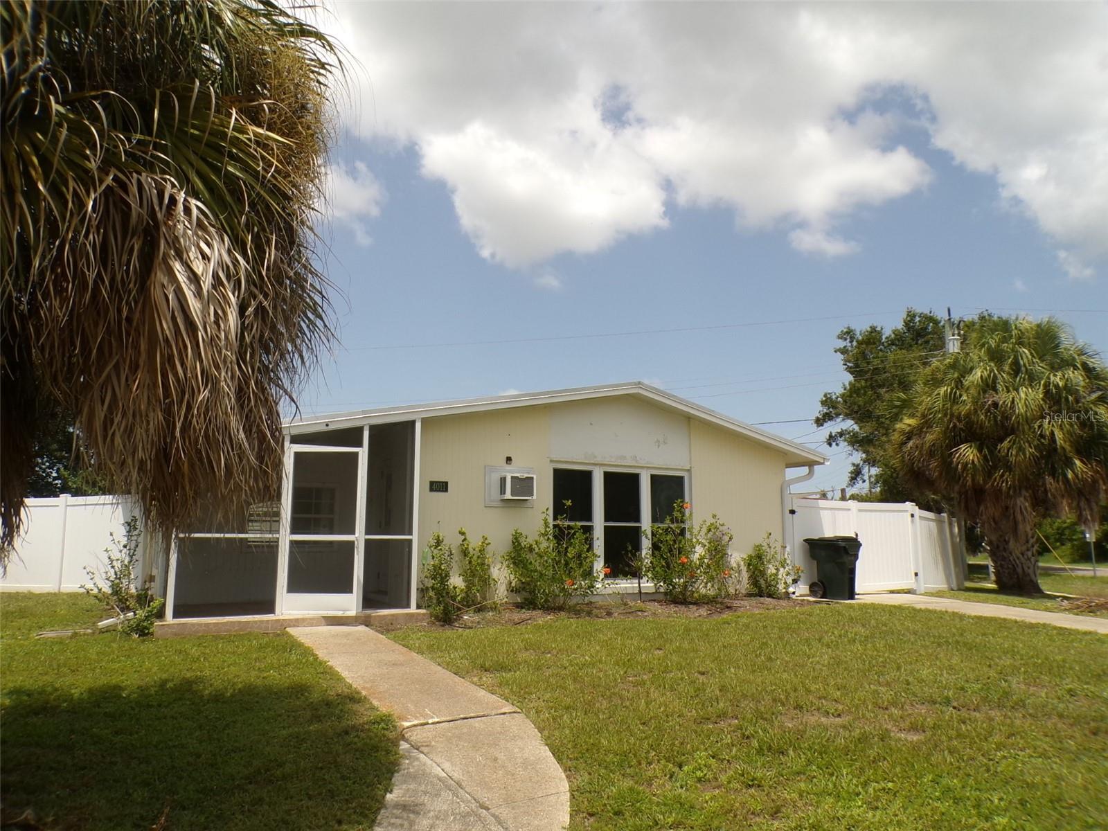 Photo of 4011 GROBE STREET NORTH PORT FL 34287