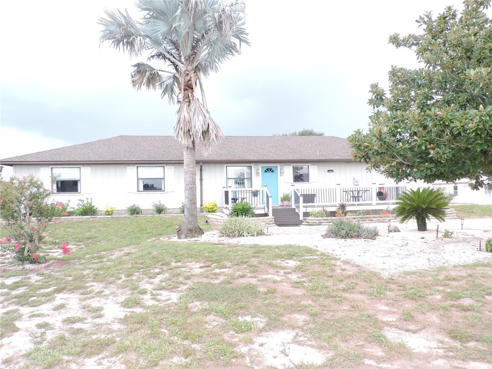 Photo of 5015 TWIN LAKES LANE BARTOW FL 33830