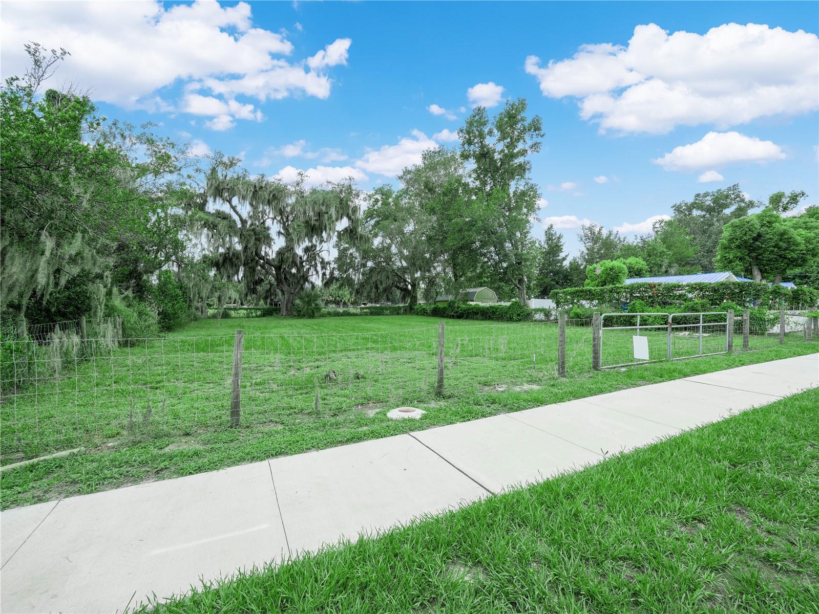 Photo of 314 SE 3RD STREET FORT MEADE FL 33841