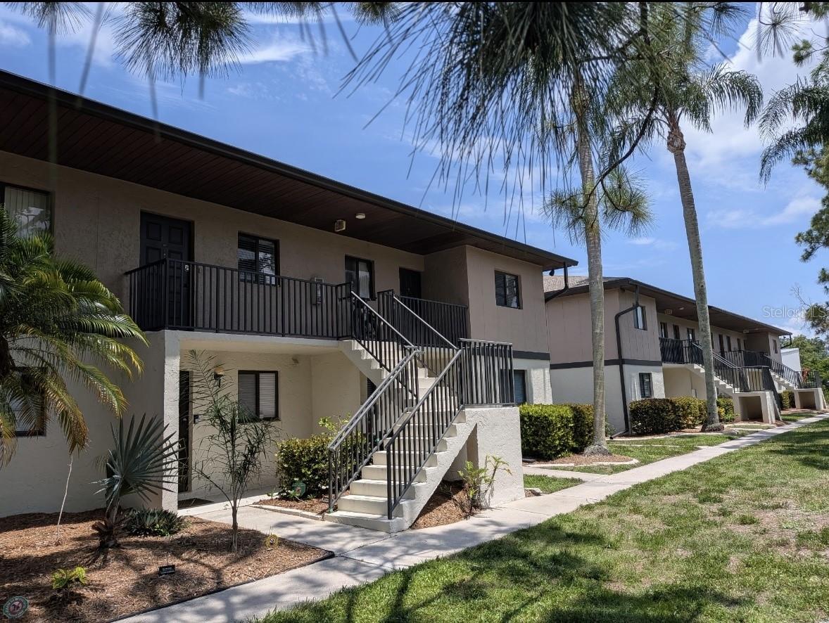 Photo of 1210 HALL ROAD #208 NORTH FORT MYERS FL 33903