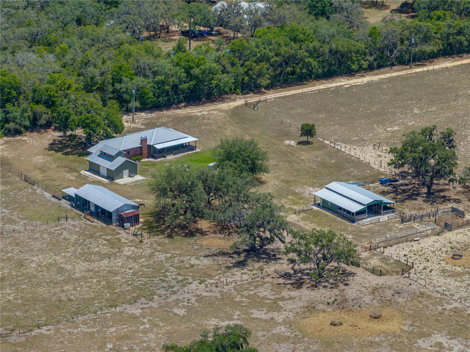 Photo of 10790 JIM EDWARDS ROAD HAINES CITY FL 33844