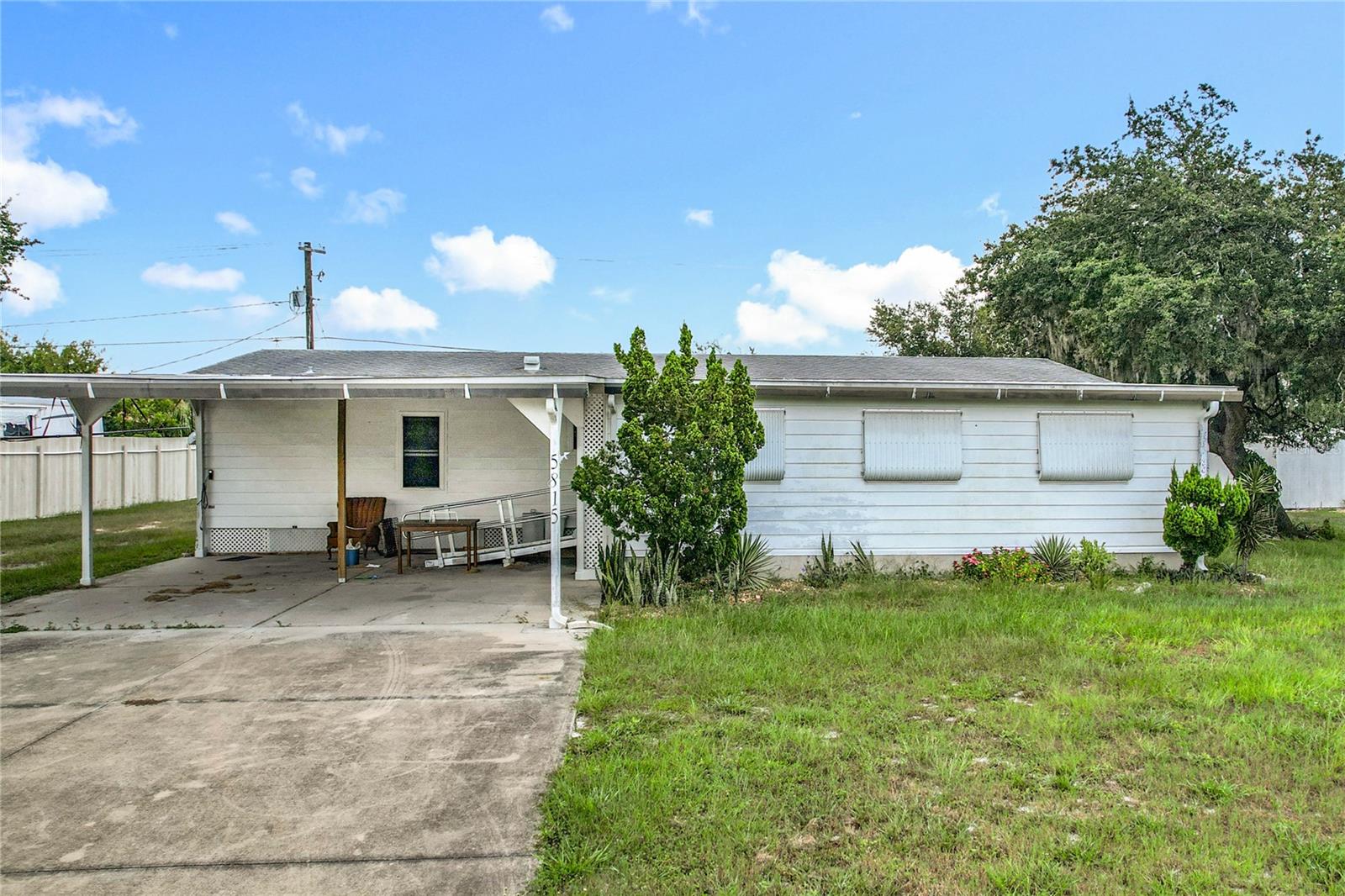 Photo of 5815 RED FOX DRIVE WINTER HAVEN FL 33884