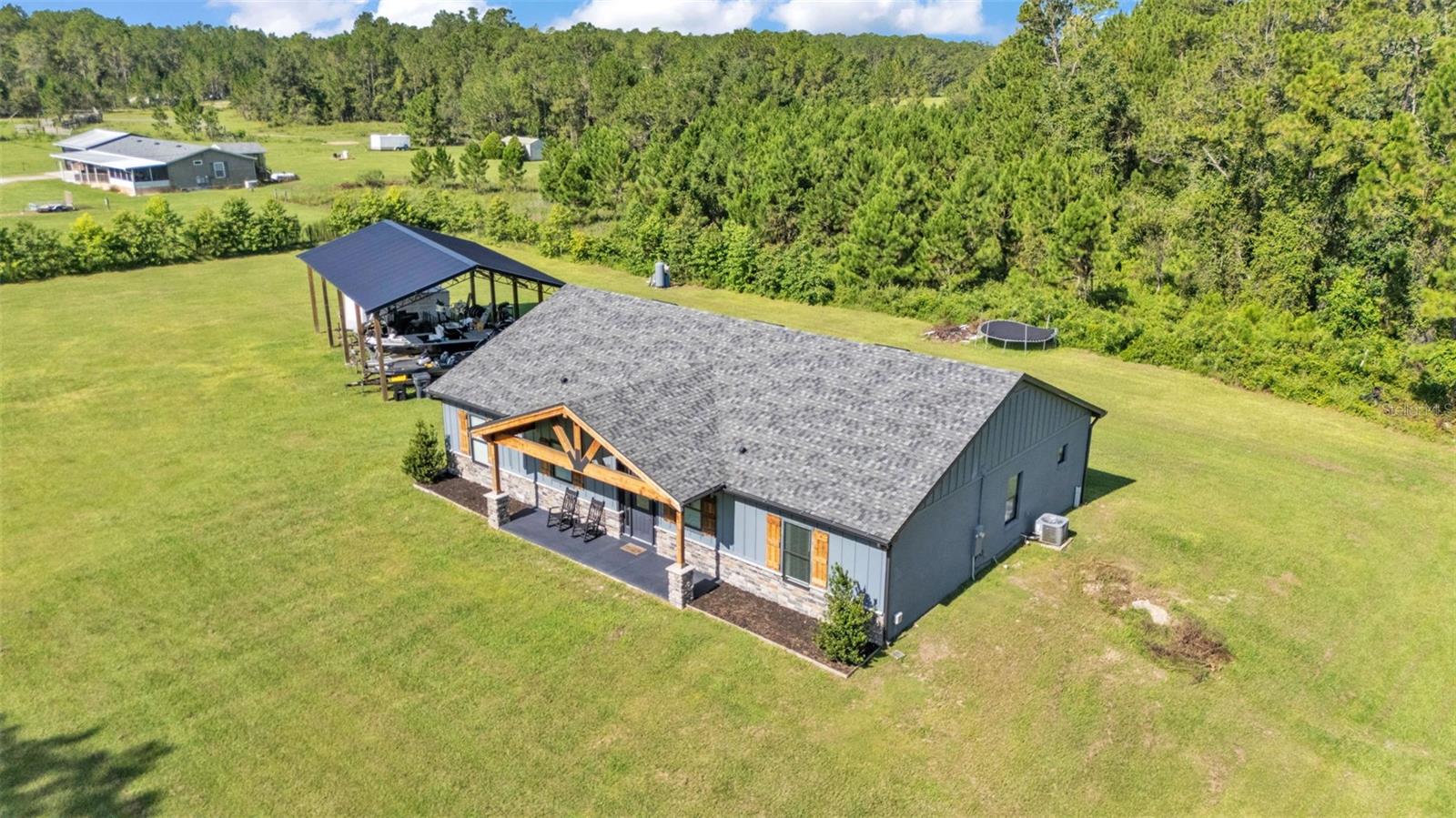 Photo of 18940 COMMONWEALTH AVENUE POLK CITY FL 33868