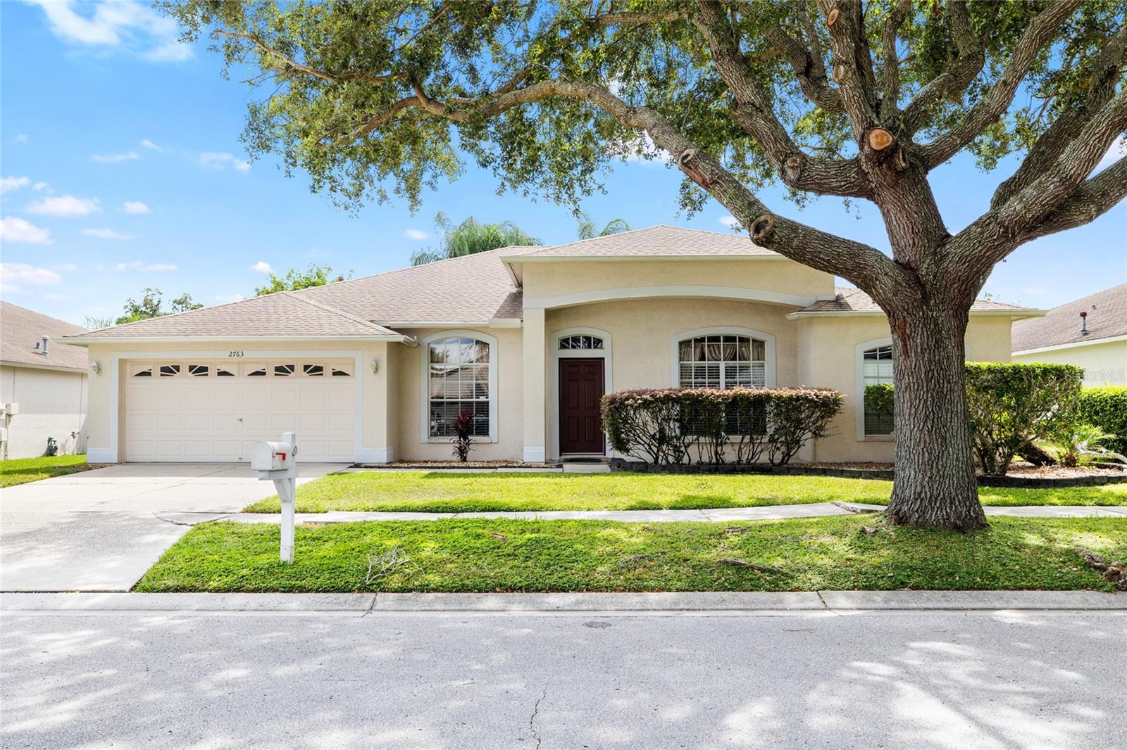 Photo of 2763 VALENCIA GROVE DRIVE VALRICO FL 33596