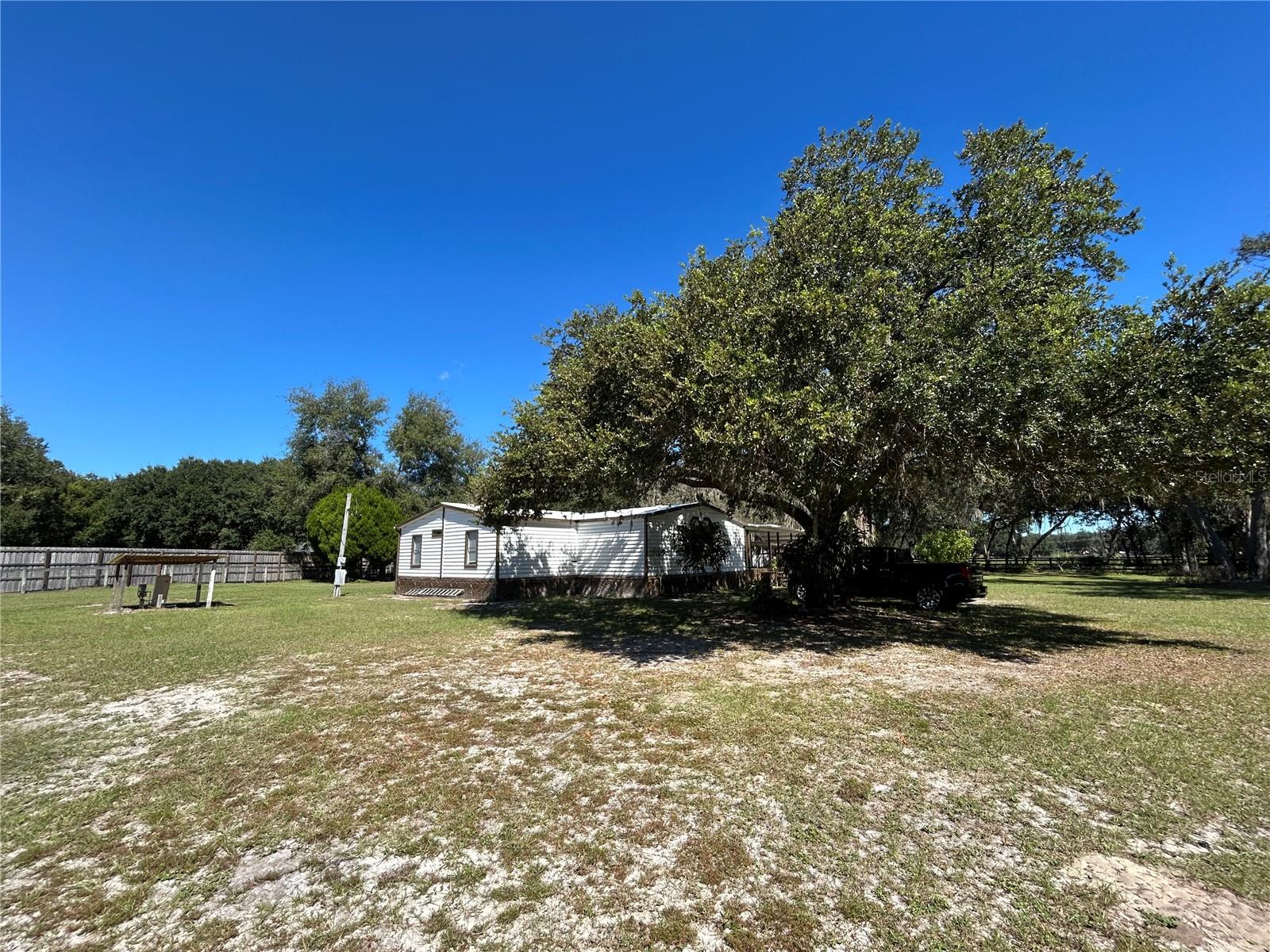 Photo of 9720 N ROAD 33 POLK CITY FL 33868