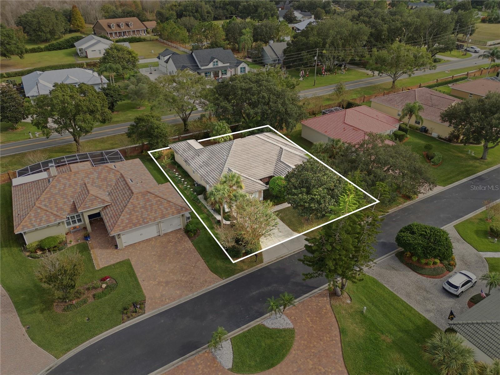 Photo of 108 LAKE REGION BOULEVARD WINTER HAVEN FL 33881