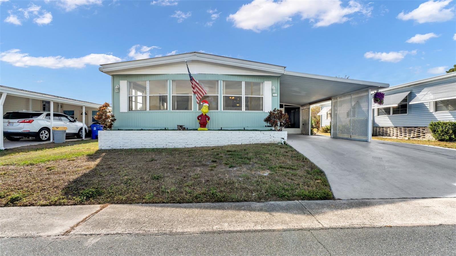 Photo of 924 ELIZABETH LANE LAKELAND FL 33809