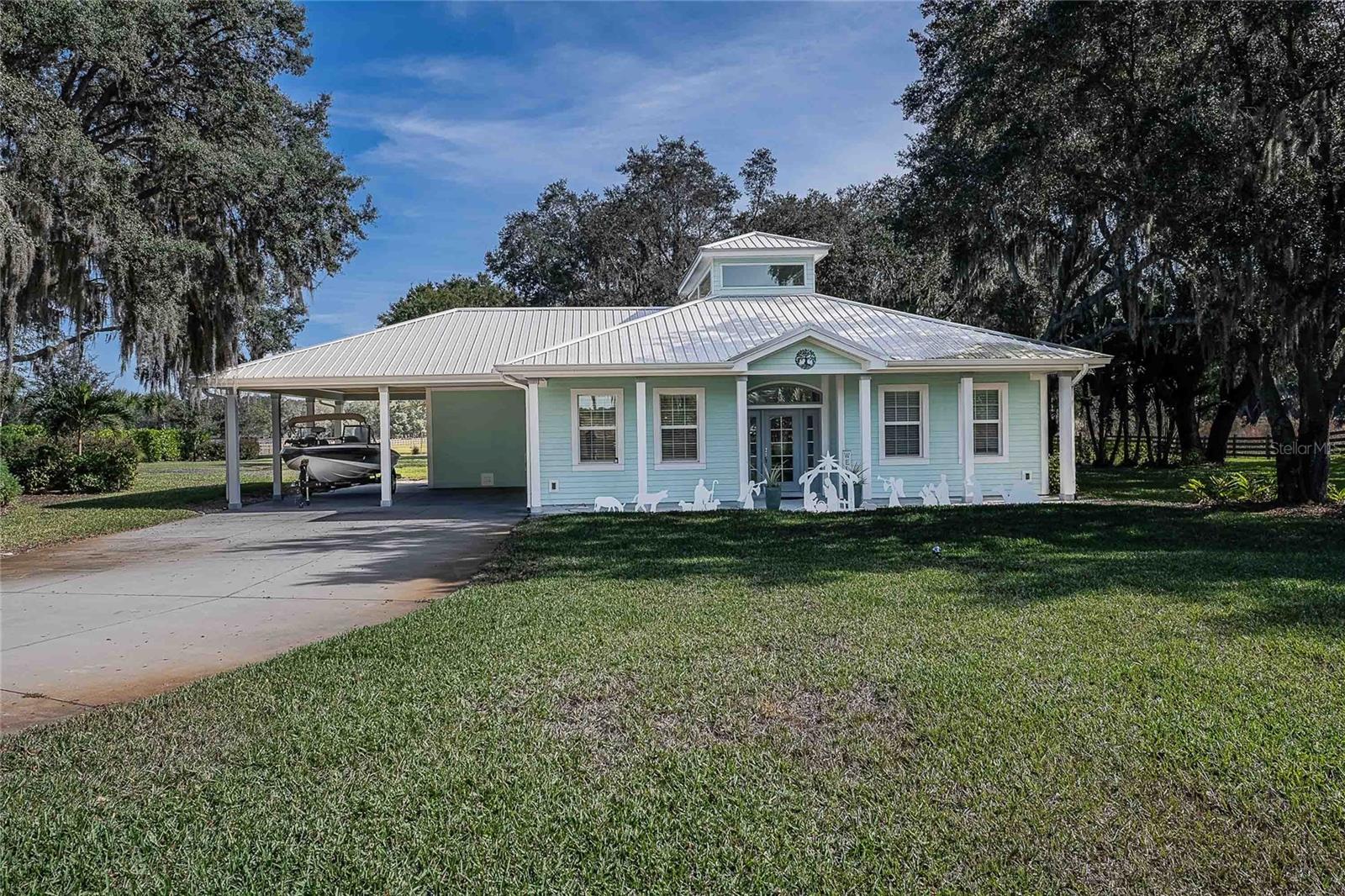 Photo of 2424 BURNS AVENUE LAKE WALES FL 33898