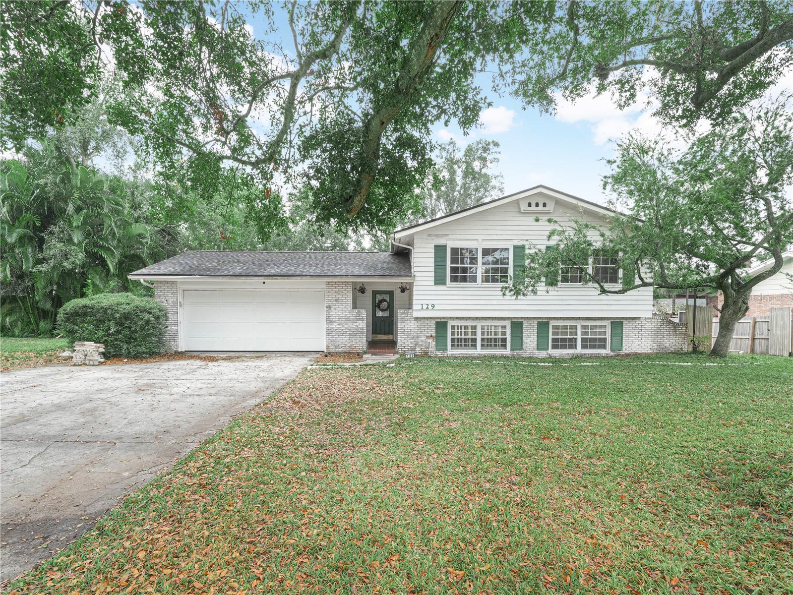 Photo of 129 LAKE OTIS ROAD WINTER HAVEN FL 33884