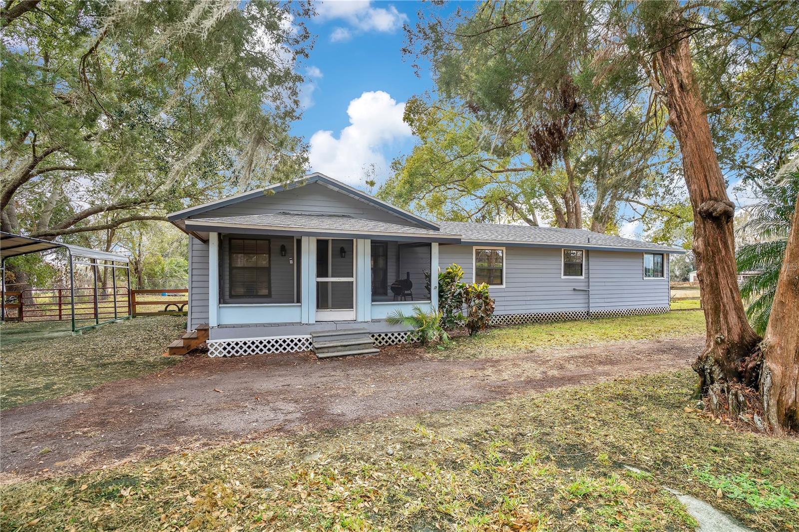 Photo of 13713 WALDEN SHEFFIELD ROAD DOVER FL 33527