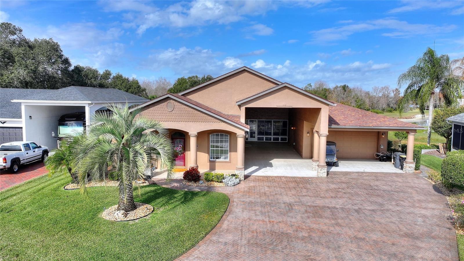 Photo of 370 MEANDERING WAY POLK CITY FL 33868