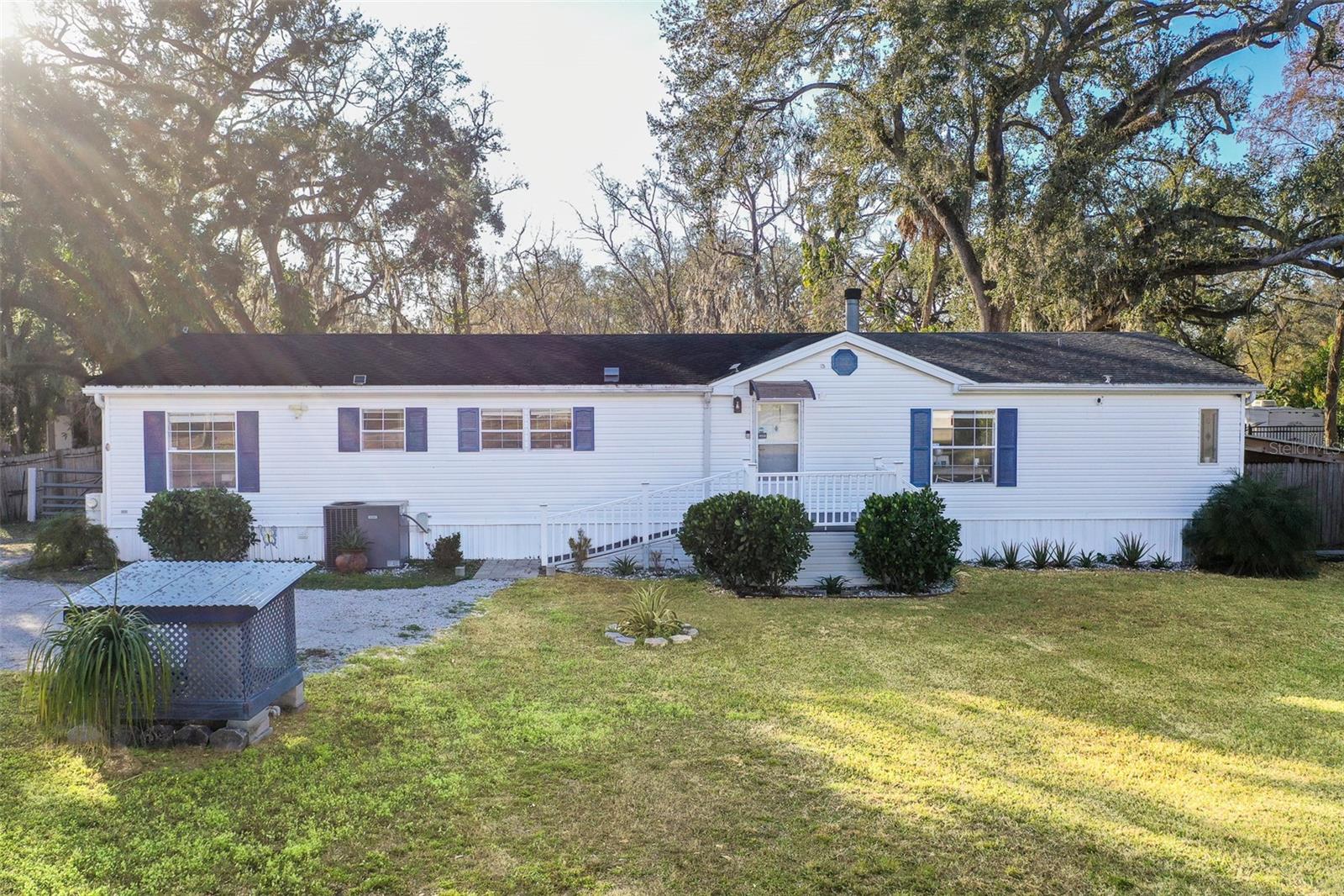 Photo of 5028 CLEWIS AVENUE TAMPA FL 33610