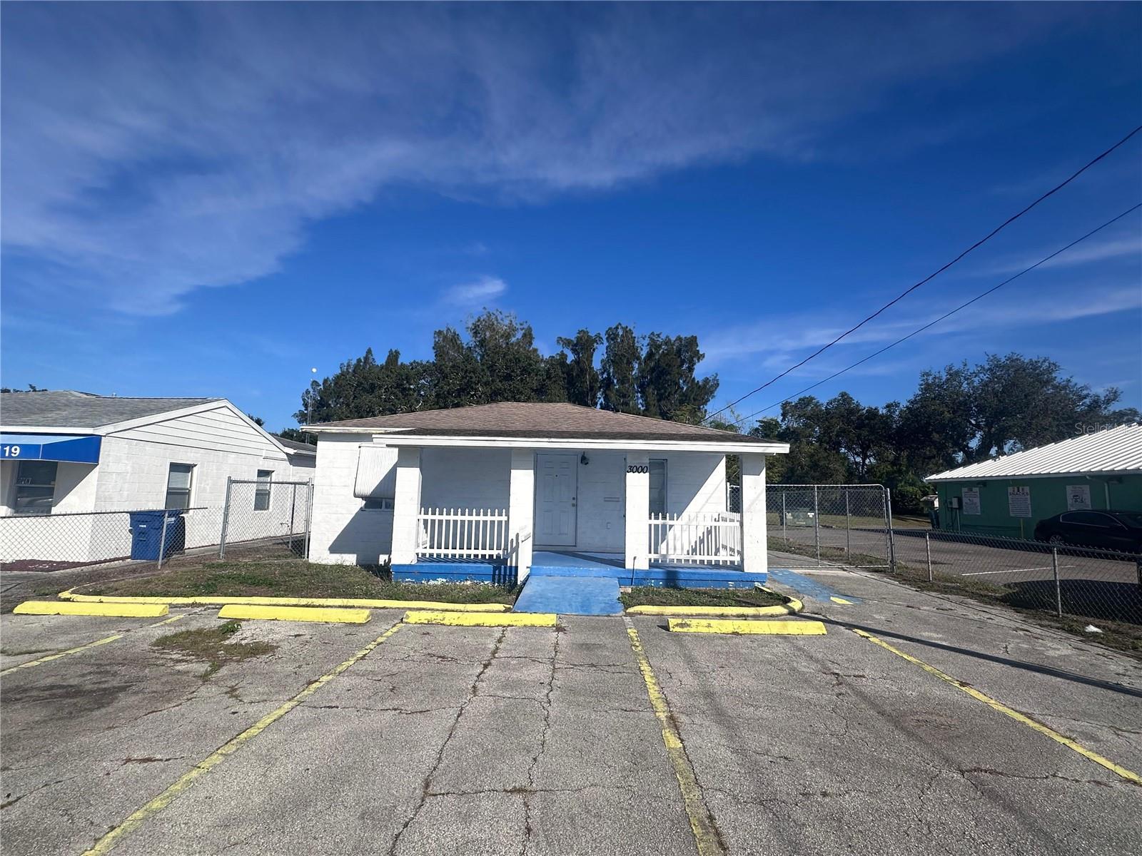Photo of 3000 KENILWORTH BOULEVARD SEBRING FL 33870