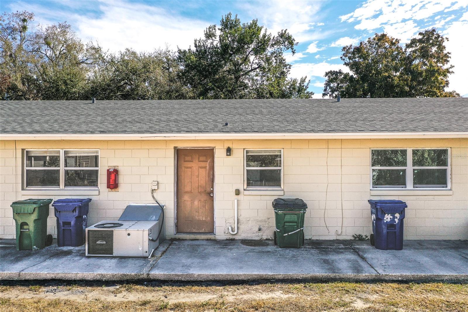 Photo of 140 AVENUE W #2 WINTER HAVEN FL 33881