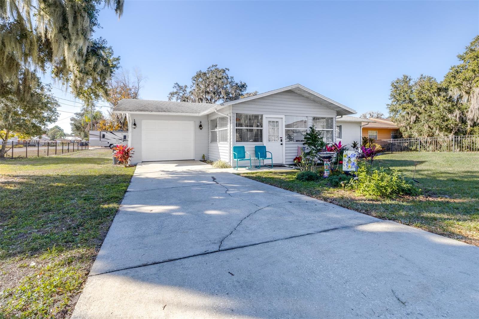 Photo of 4742 CYPRESS DRIVE LAKE WALES FL 33898
