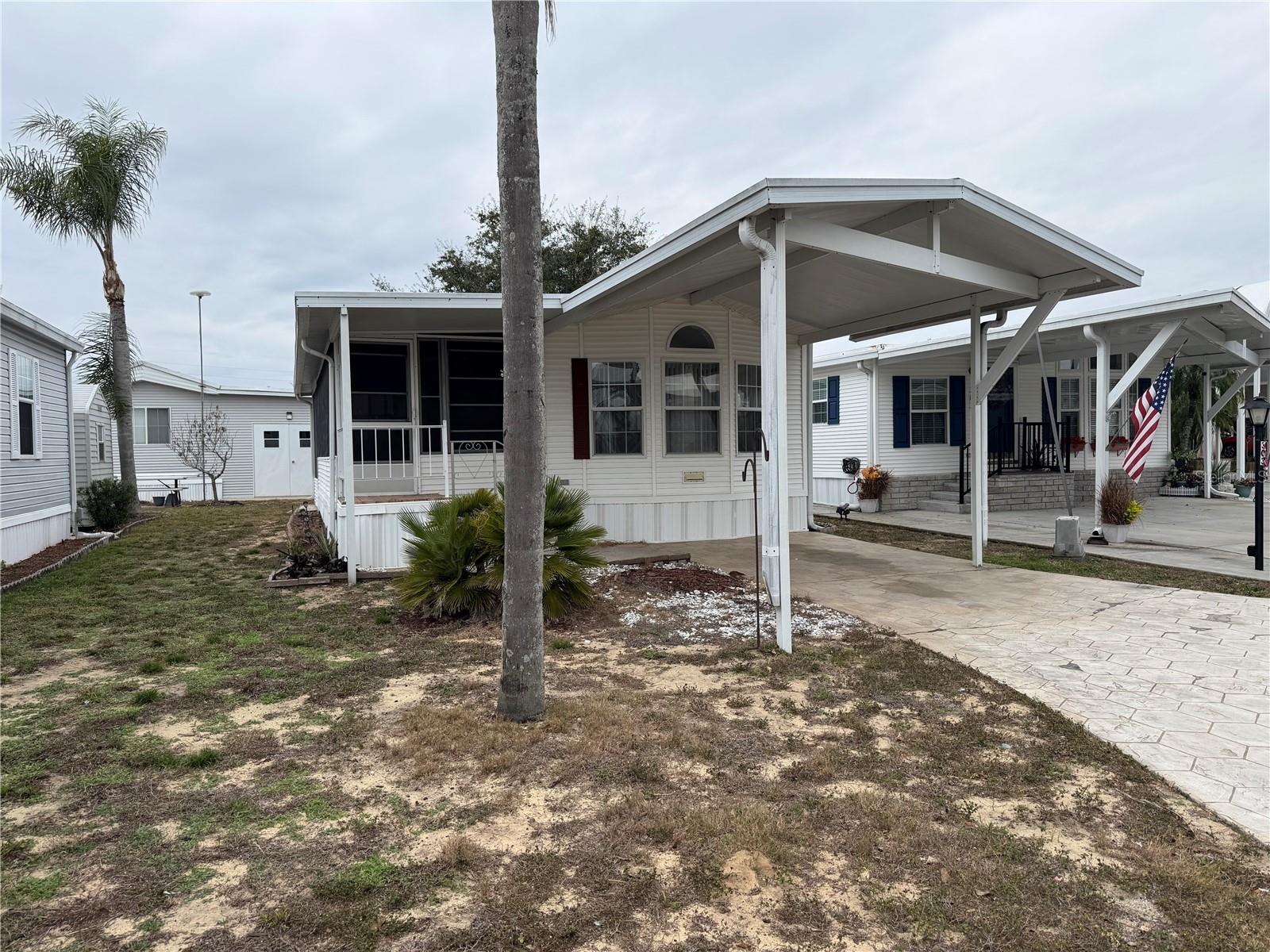 Photo of 231 ST GEORGE DRIVE DAVENPORT FL 33837