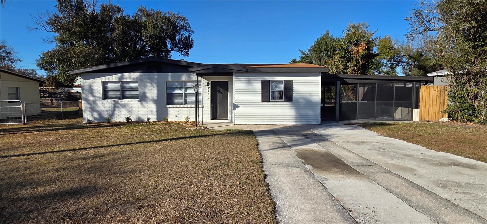Photo of 517 GARDEN DRIVE LAKELAND FL 33813