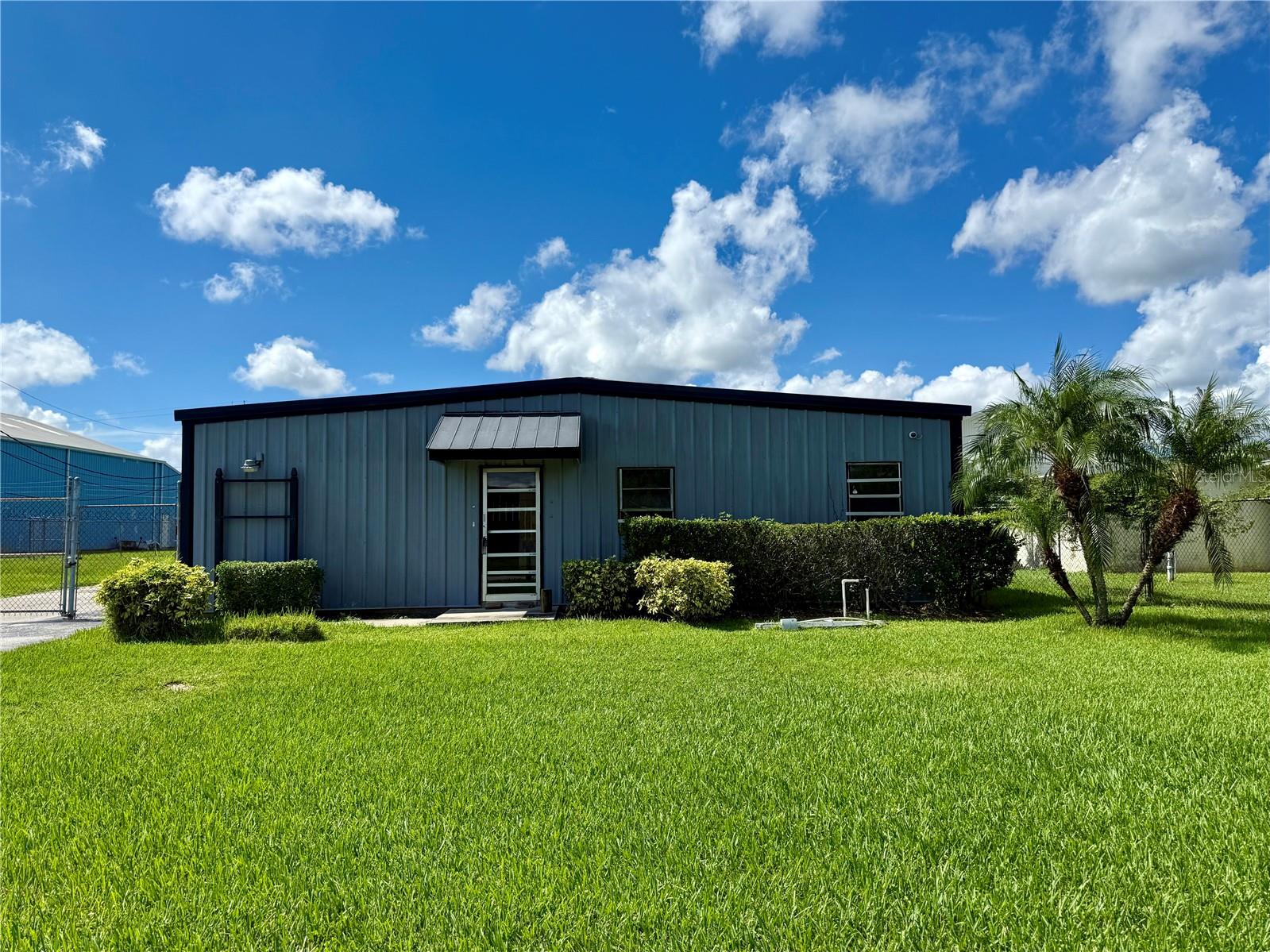 Photo of 530 W BRANNEN ROAD LAKELAND FL 33813