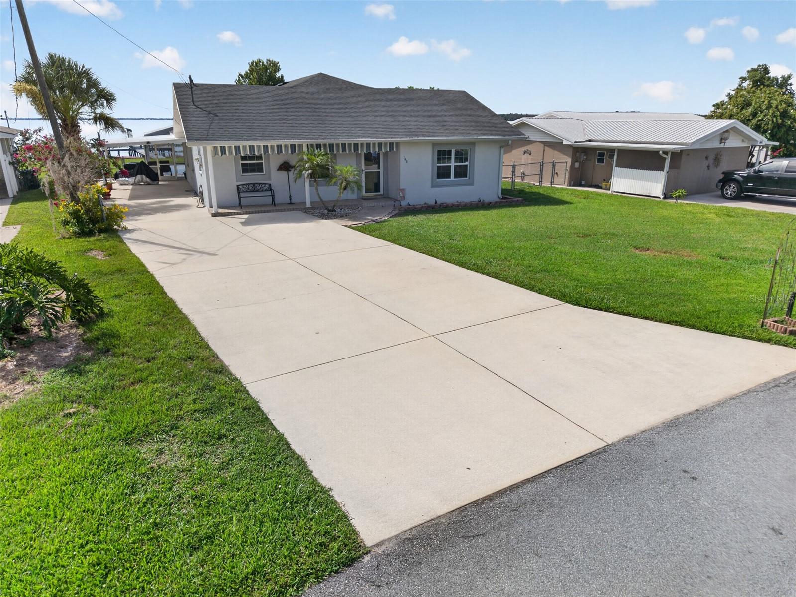 Photo of 148 N LAKE REEDY BOULEVARD FROSTPROOF FL 33843