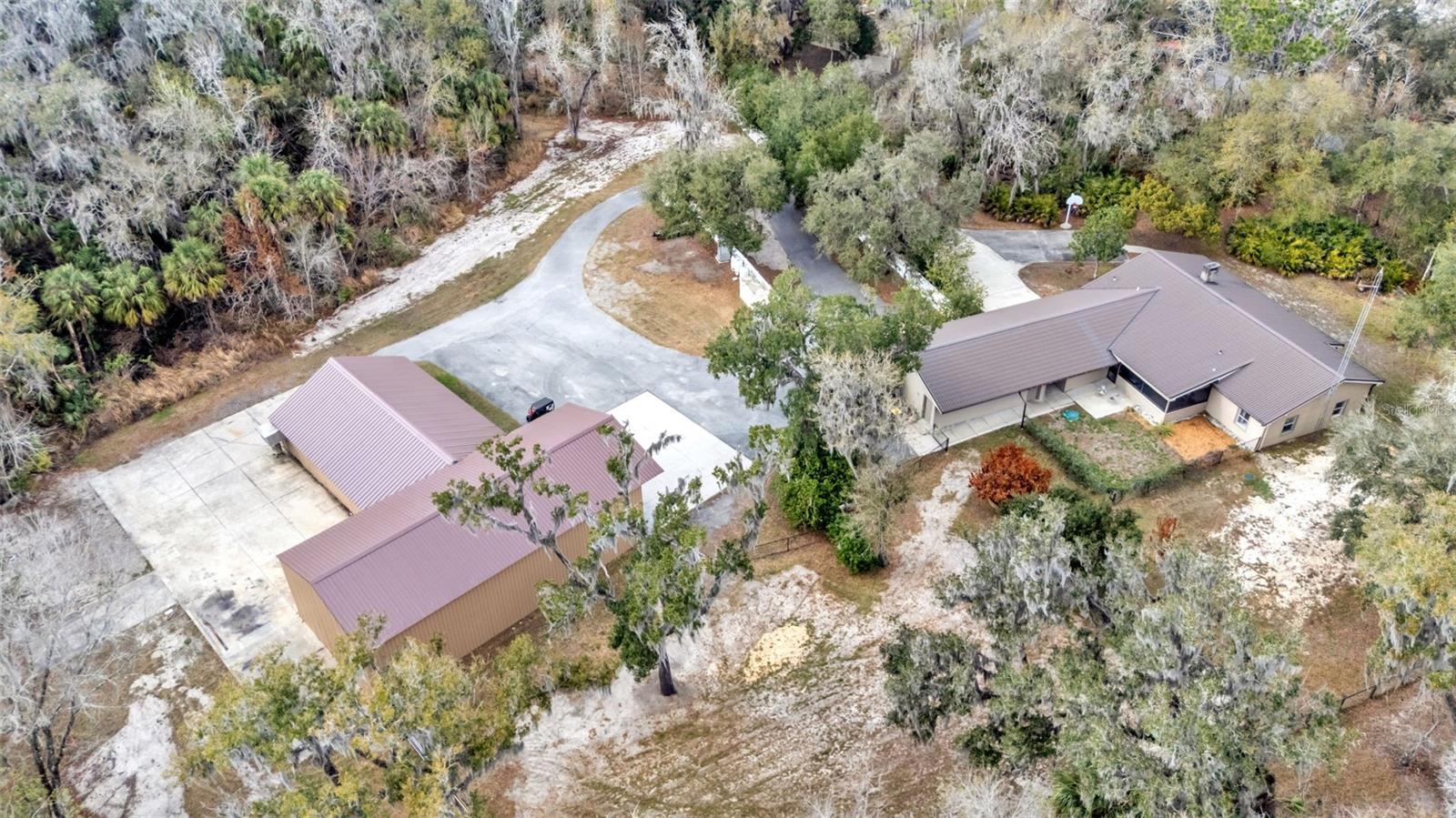 Photo of 6400 FORESTWOOD DRIVE LAKELAND FL 33811