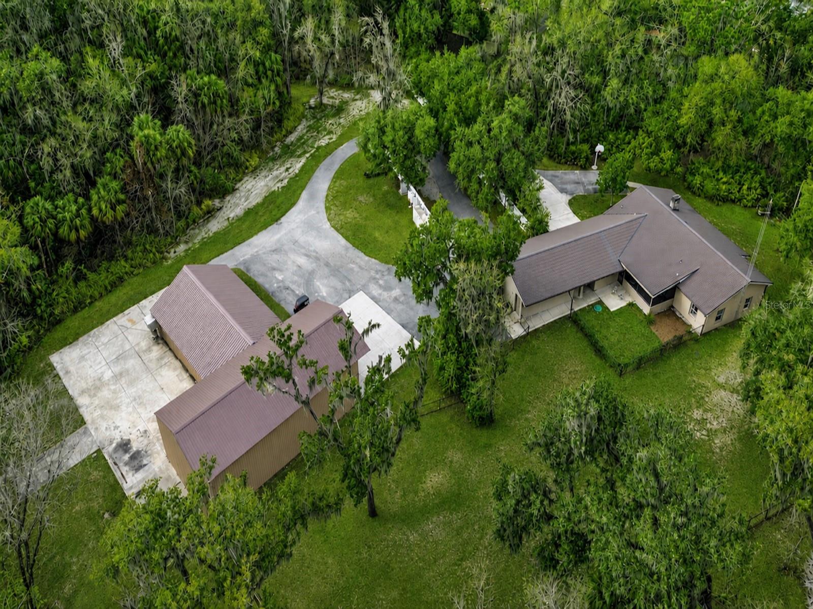 Photo of 6400 FORESTWOOD DRIVE LAKELAND FL 33811