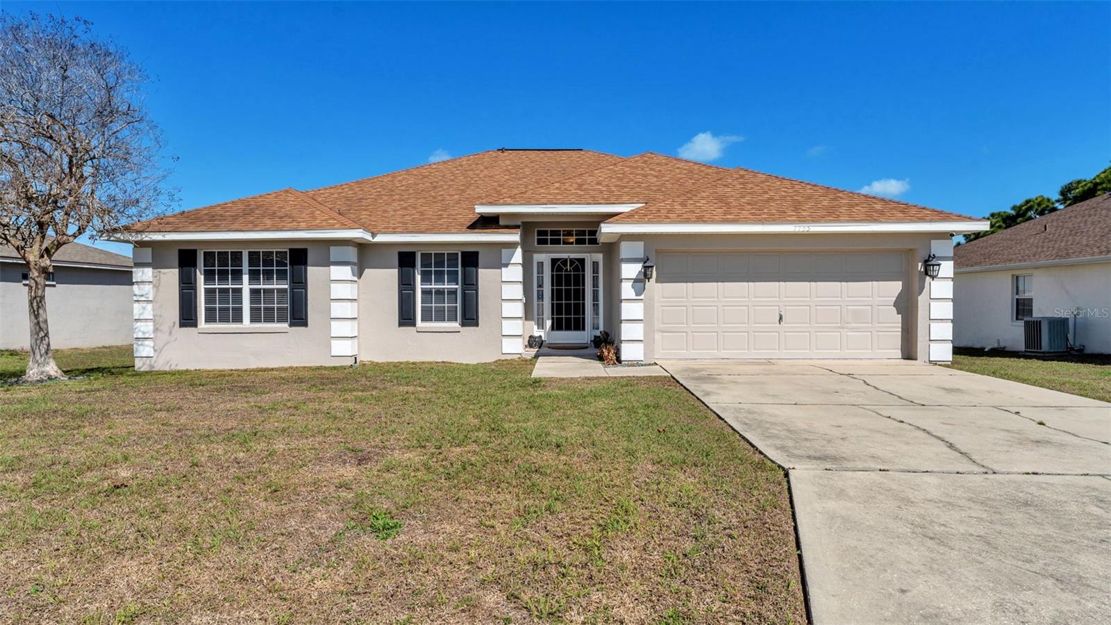 Photo of 7755 CANTERBURY CIRCLE LAKELAND FL 33810