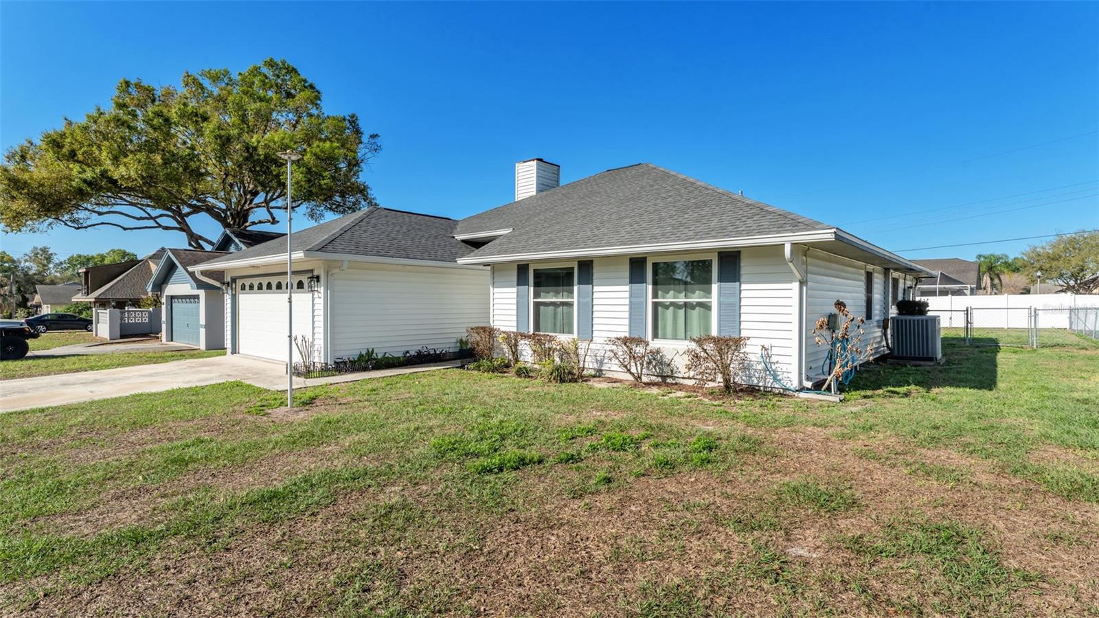 Photo of 5249 NICHOLS DRIVE LAKELAND FL 33812