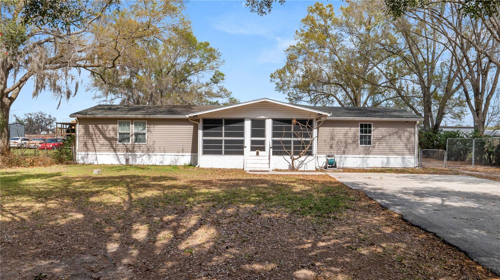 Photo of 5239 SPRING CREEK DRIVE LAKELAND FL 33811