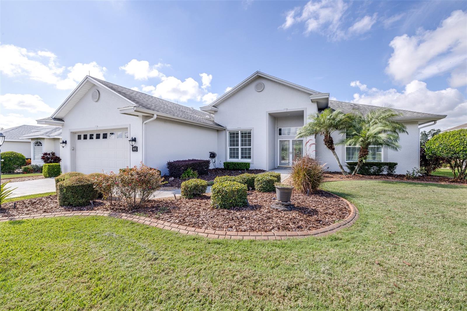 Photo of 2636 HUNTINGTON HILLS DRIVE LAKELAND FL 33810