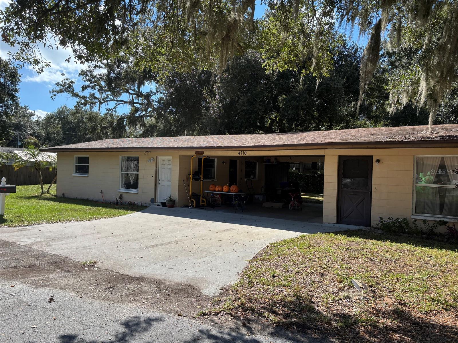 Photo of 4710 FERNERY LANE LAKELAND FL 33809